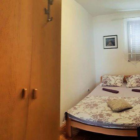 Dalmatino Apartmani Vir Buitenkant foto