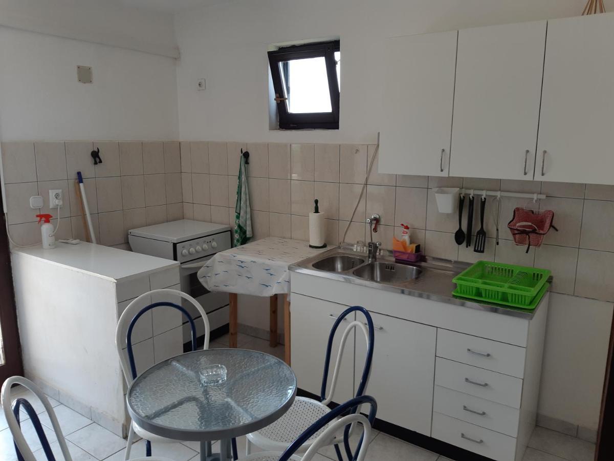Dalmatino Apartmani Vir Buitenkant foto