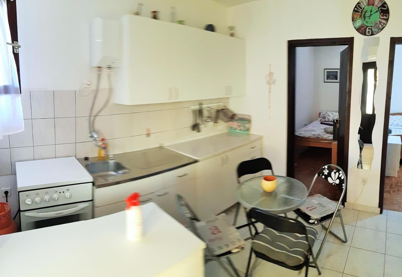 Dalmatino Apartmani Vir Buitenkant foto